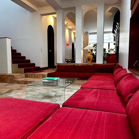 Casa de hóspedes Maison Maite, Au Coeur De 4*