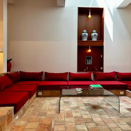 بيت ضيافة Maison Maite, Au Coeur De