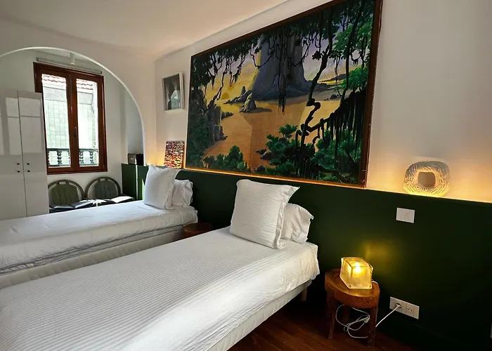 بيت ضيافة Maison Maite, Au Coeur De 4*