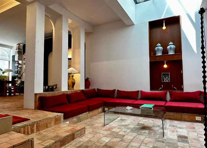 بيت ضيافة Maison Maite, Au Coeur De 4*
